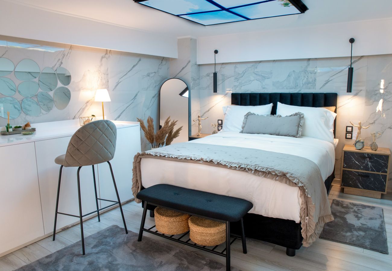 Apartment in Athens - Charming 1BDR Apartment in Koukaki