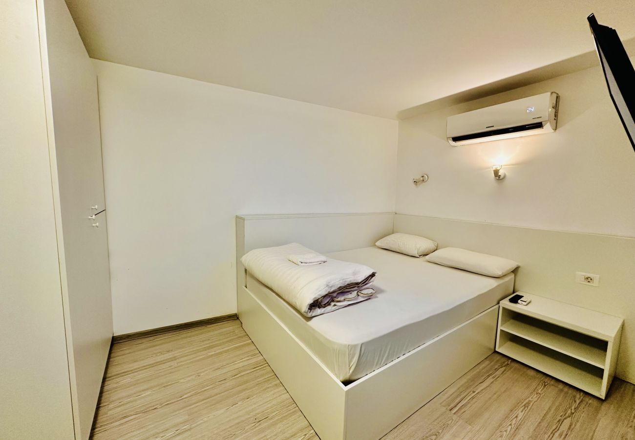 Studio in Bucharest - Continetal Studio