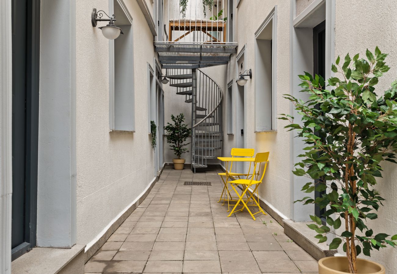 Studio in Bucharest - Two Beds One Stay