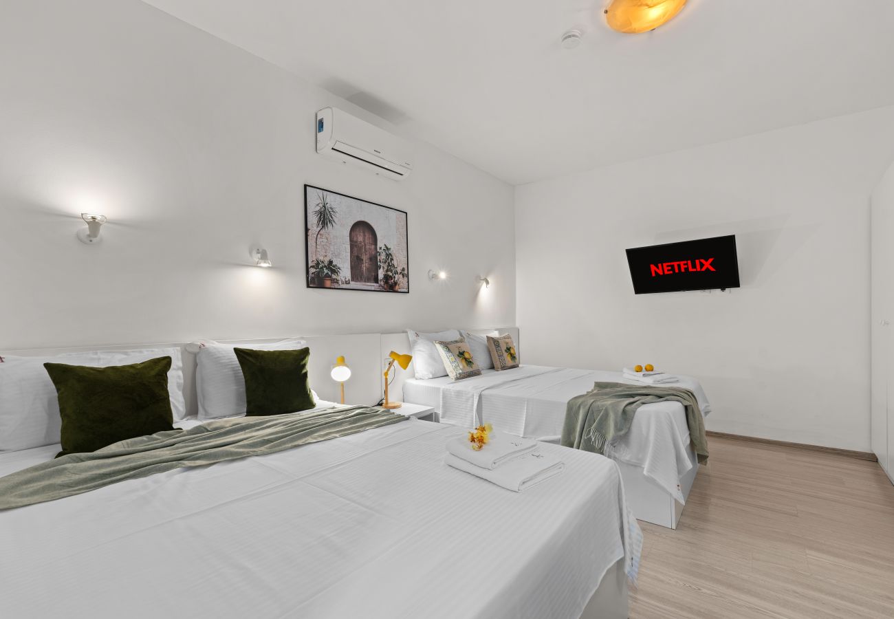 Studio in Bucharest - Continental Double Studio