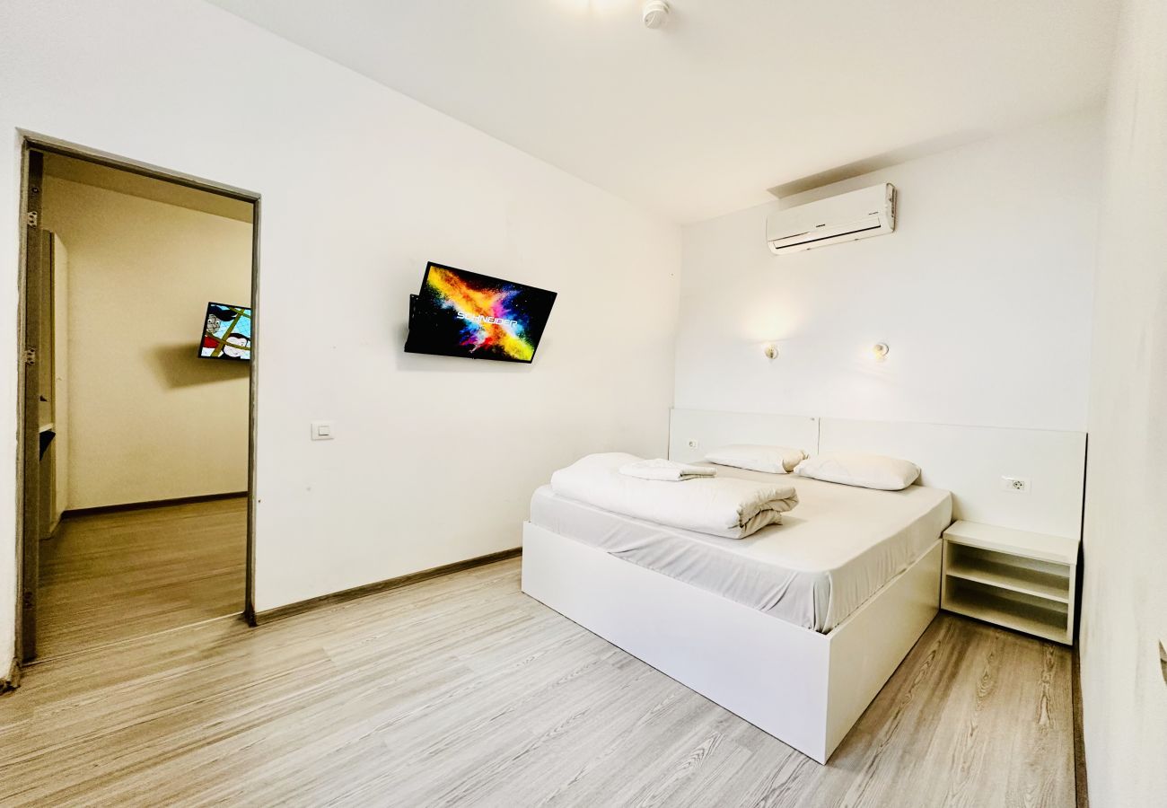 Apartment in Bucharest - Old Town Comfort