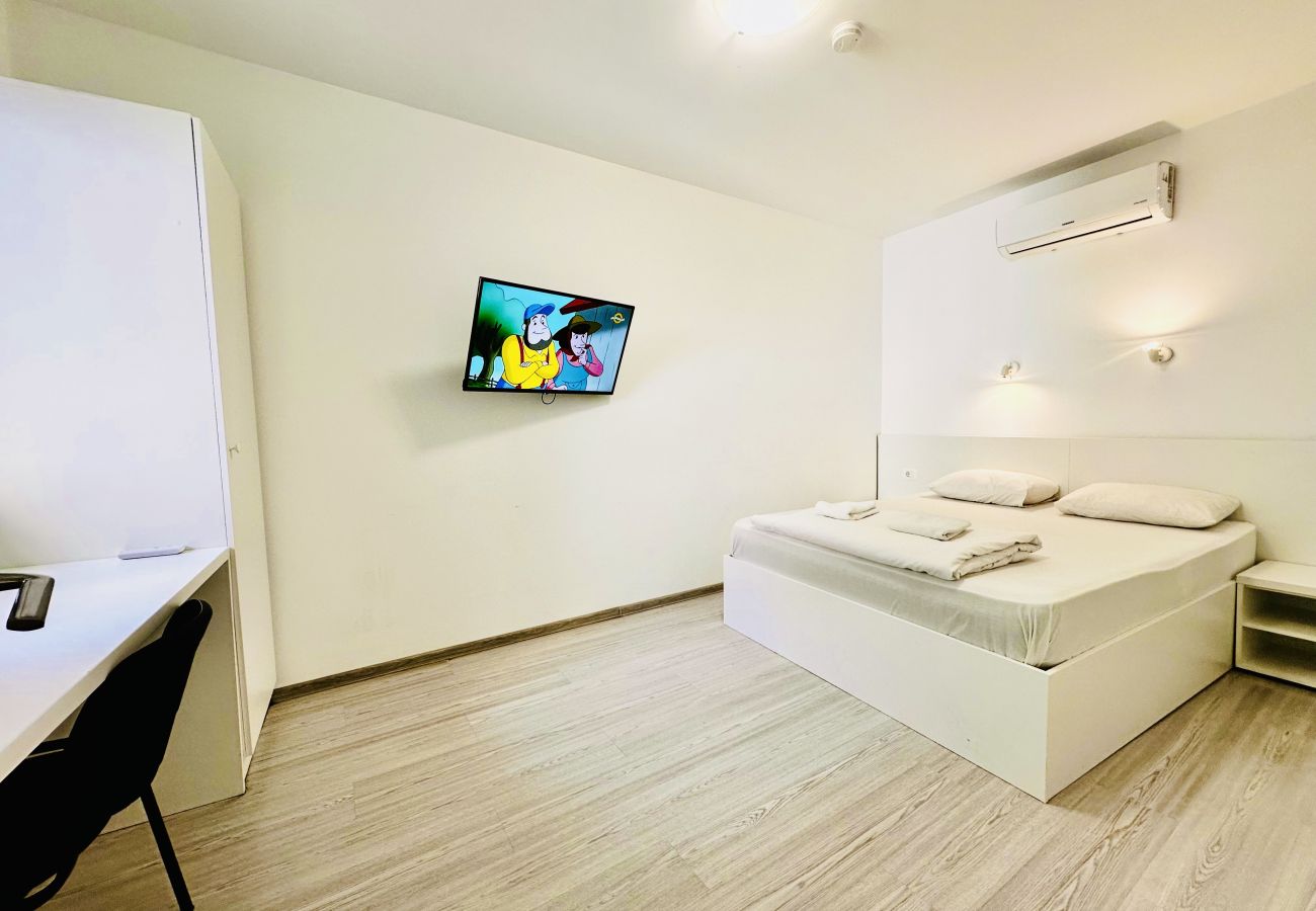 Apartment in Bucharest - Old Town Comfort