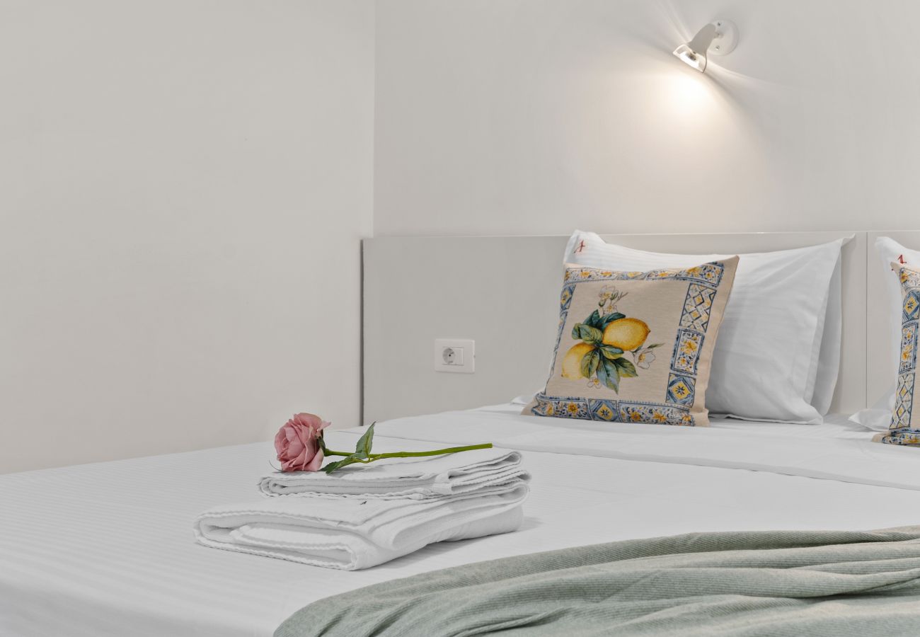Apartment in Bucharest - Old Town Comfort