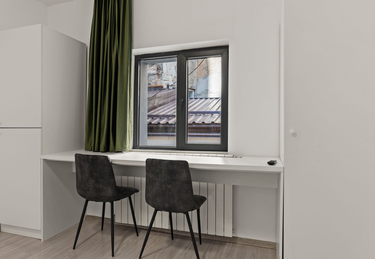 Apartment in Bucharest - Family Old Town Quad
