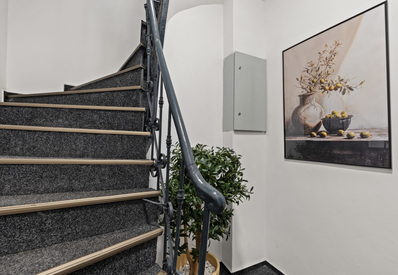 Apartment in Bucharest - Family Old Town Quad