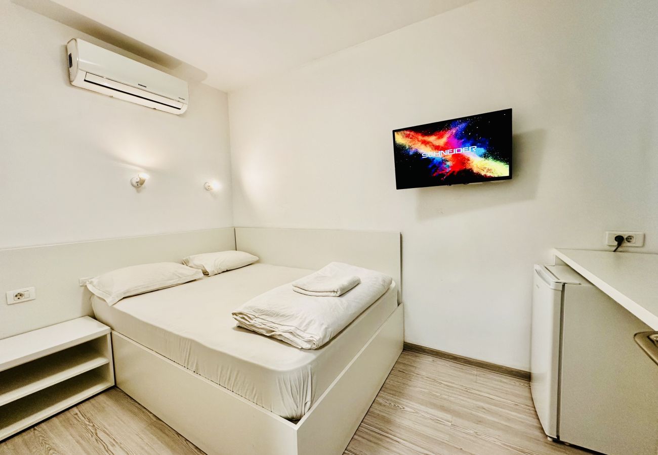 Studio in Bucharest - Old Town Quad 