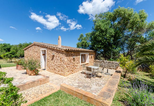  in Lloret de Vistalegre - YourHouse Agroturismo Can Porreti El Galliner