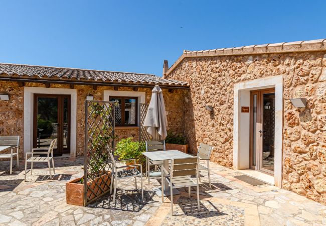 Apartment in Lloret de Vistalegre - YourHouse Agorturismo Can Porretí La Figuera Apartment in Lloret de Vistalegre - YourHouse Agorturismo Can Porretí La Figuera