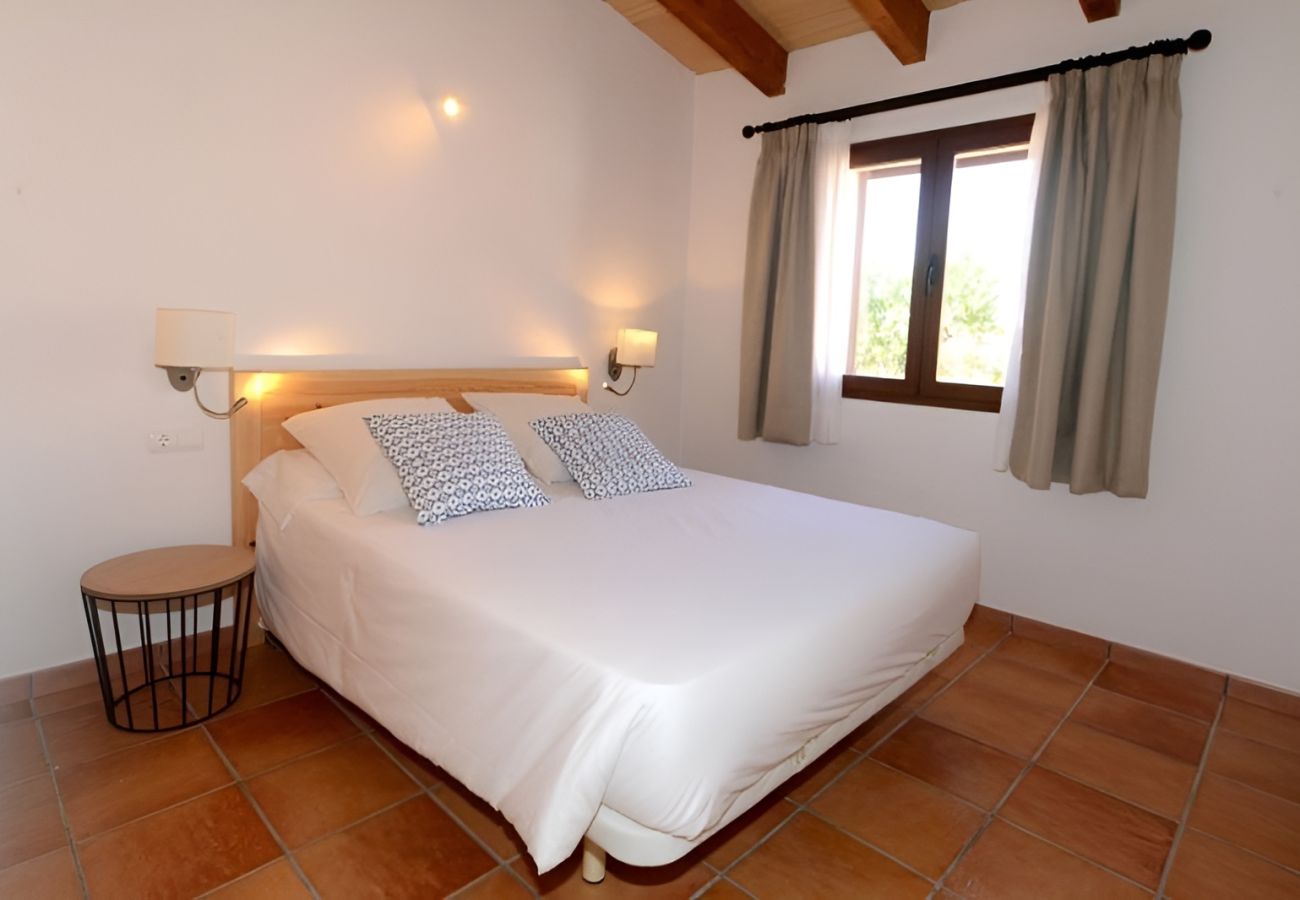 Apartment in Lloret de Vistalegre - YourHouse Agorturismo Can Porretí La Figuera
