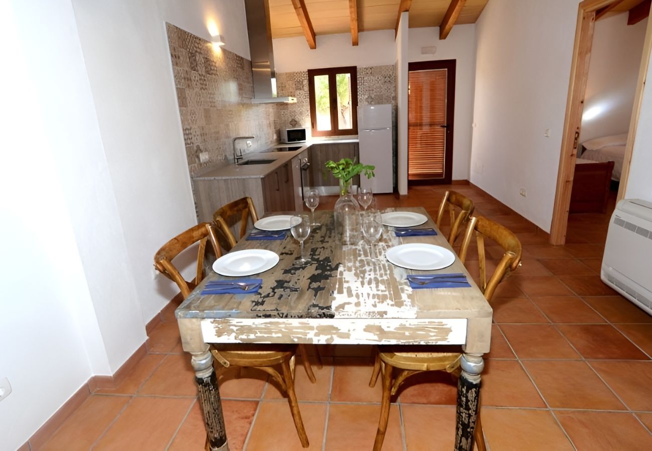 Apartment in Lloret de Vistalegre - YourHouse Agorturismo Can Porretí La Figuera