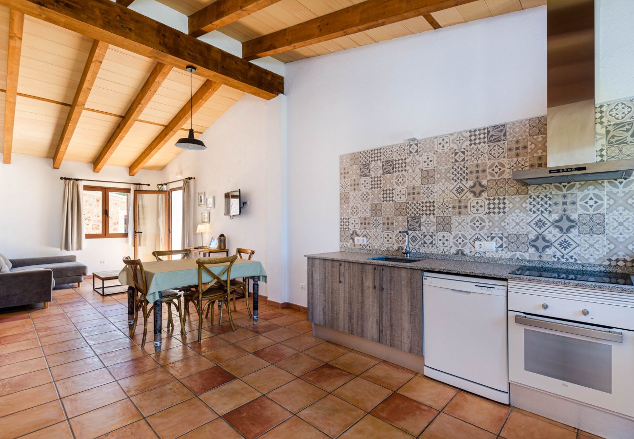Apartment in Lloret de Vistalegre - YourHouse Agorturismo Can Porretí La Figuera