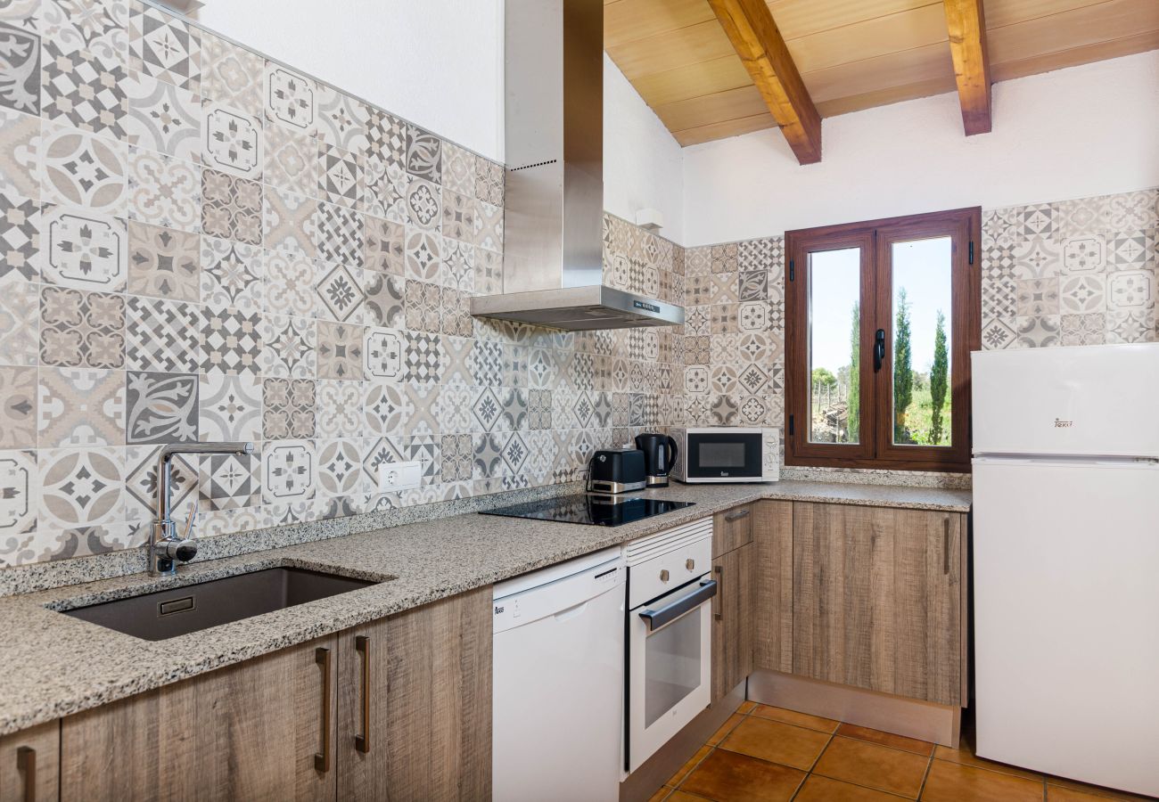 Apartment in Lloret de Vistalegre - YourHouse Agorturismo Can Porretí La Figuera