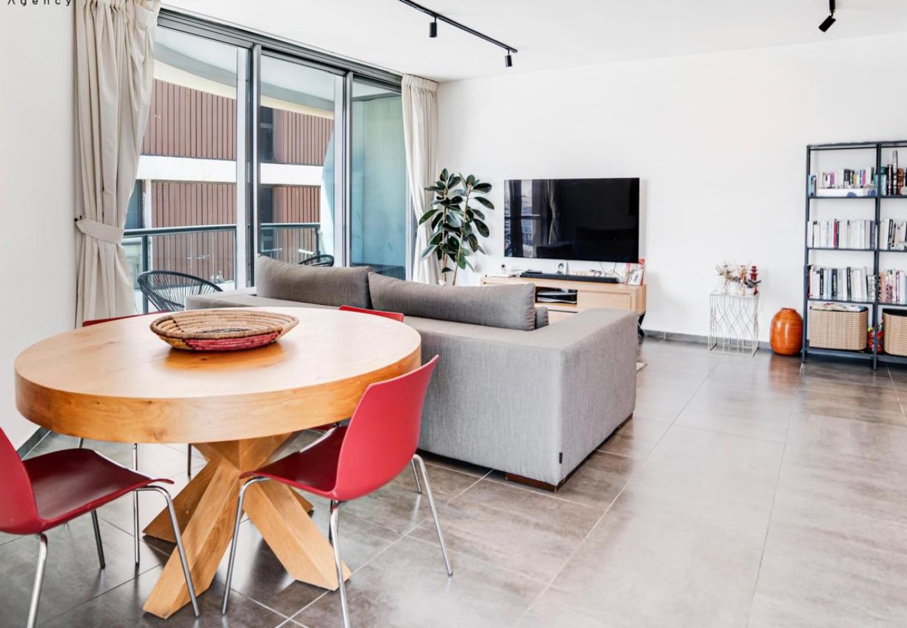 Apartment in Tel Aviv - Jaffa - Bright and Hype 2BR in Florentin by FeelHome