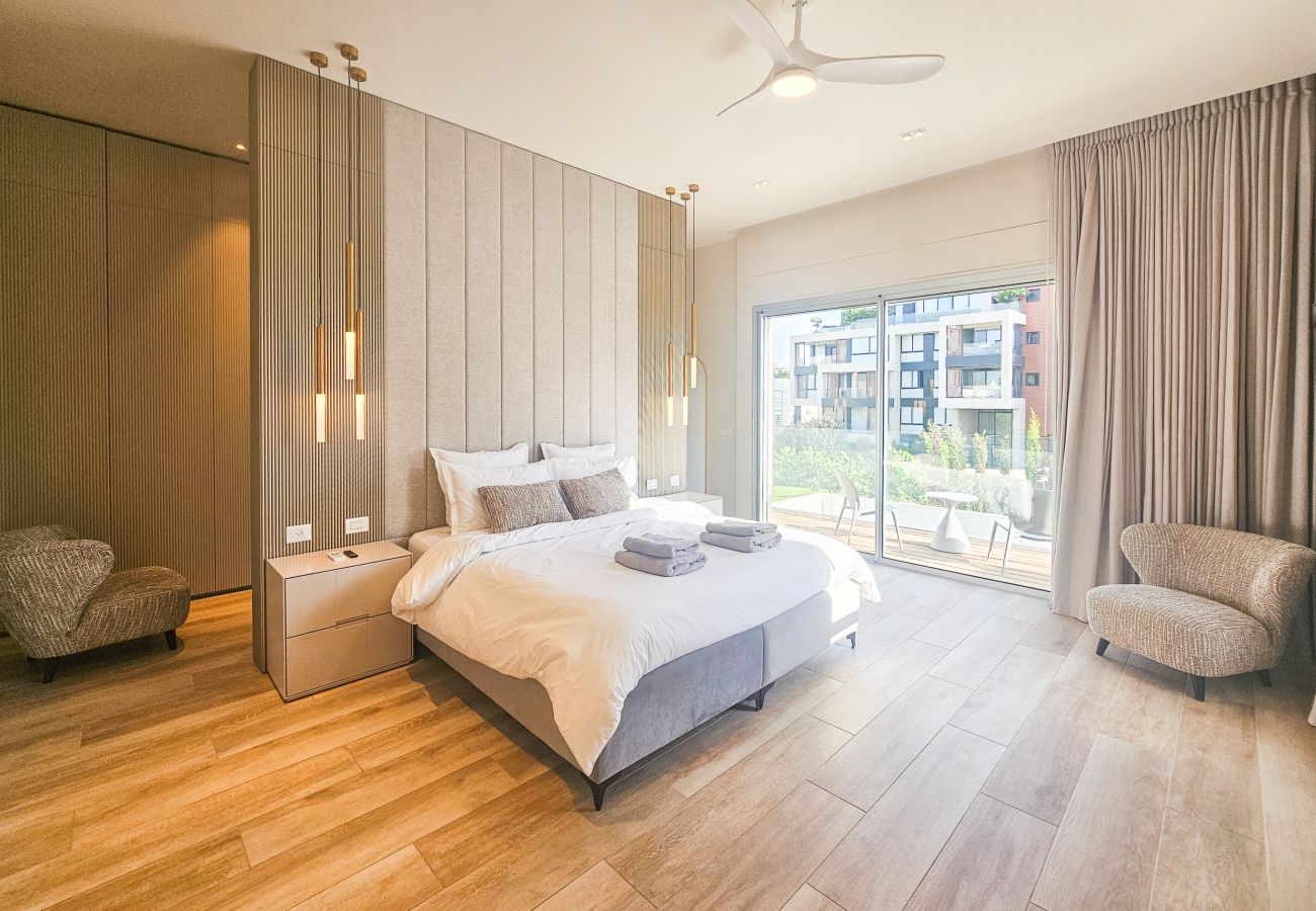 Villa in Herzliya - MAMAD Luxury New Villa with Private Pool by FeelHome