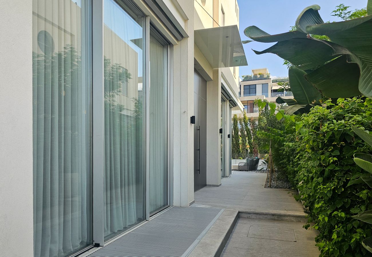 Villa in Herzliya - MAMAD Luxury New Villa with Private Pool by FeelHome