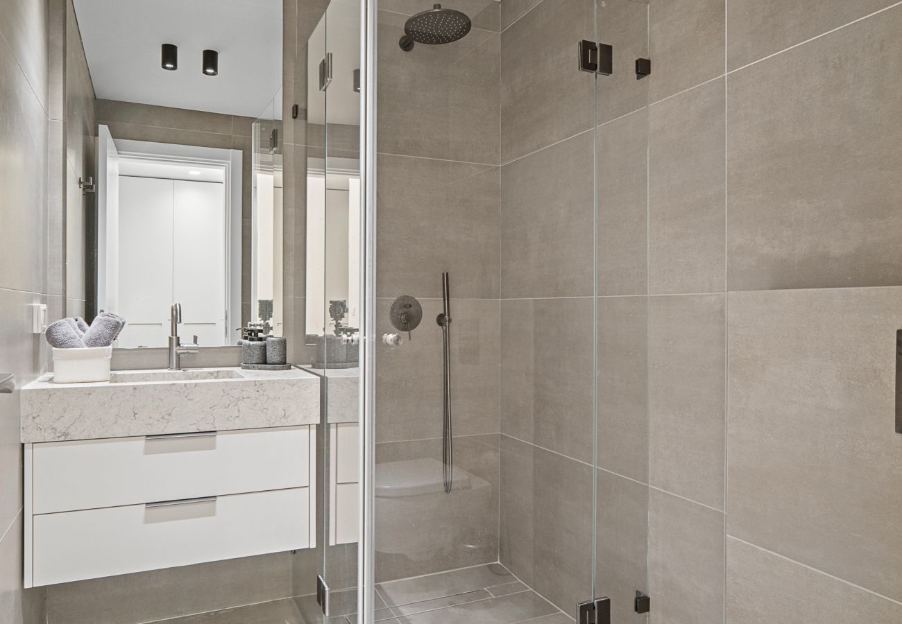 Villa in Herzliya - MAMAD Luxury New Villa with Heated Private Pool by FeelHome