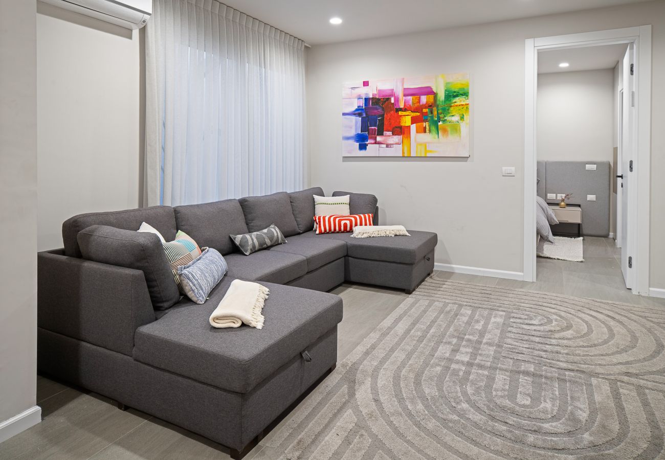 Villa in Herzliya - MAMAD Luxury New Villa with Heated Private Pool by FeelHome