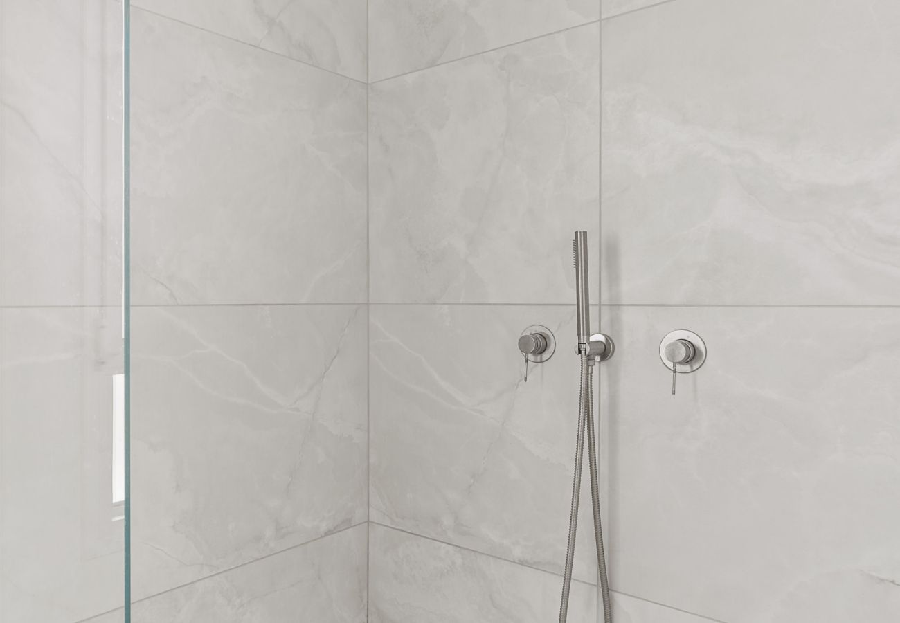 Villa in Herzliya - MAMAD Luxury New Villa with Heated Private Pool by FeelHome