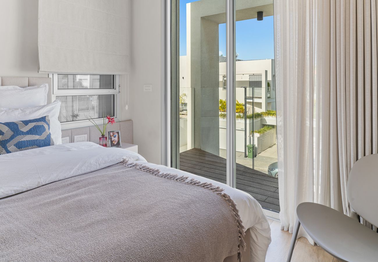 Villa in Herzliya - MAMAD Luxury New Villa with Heated Private Pool by FeelHome