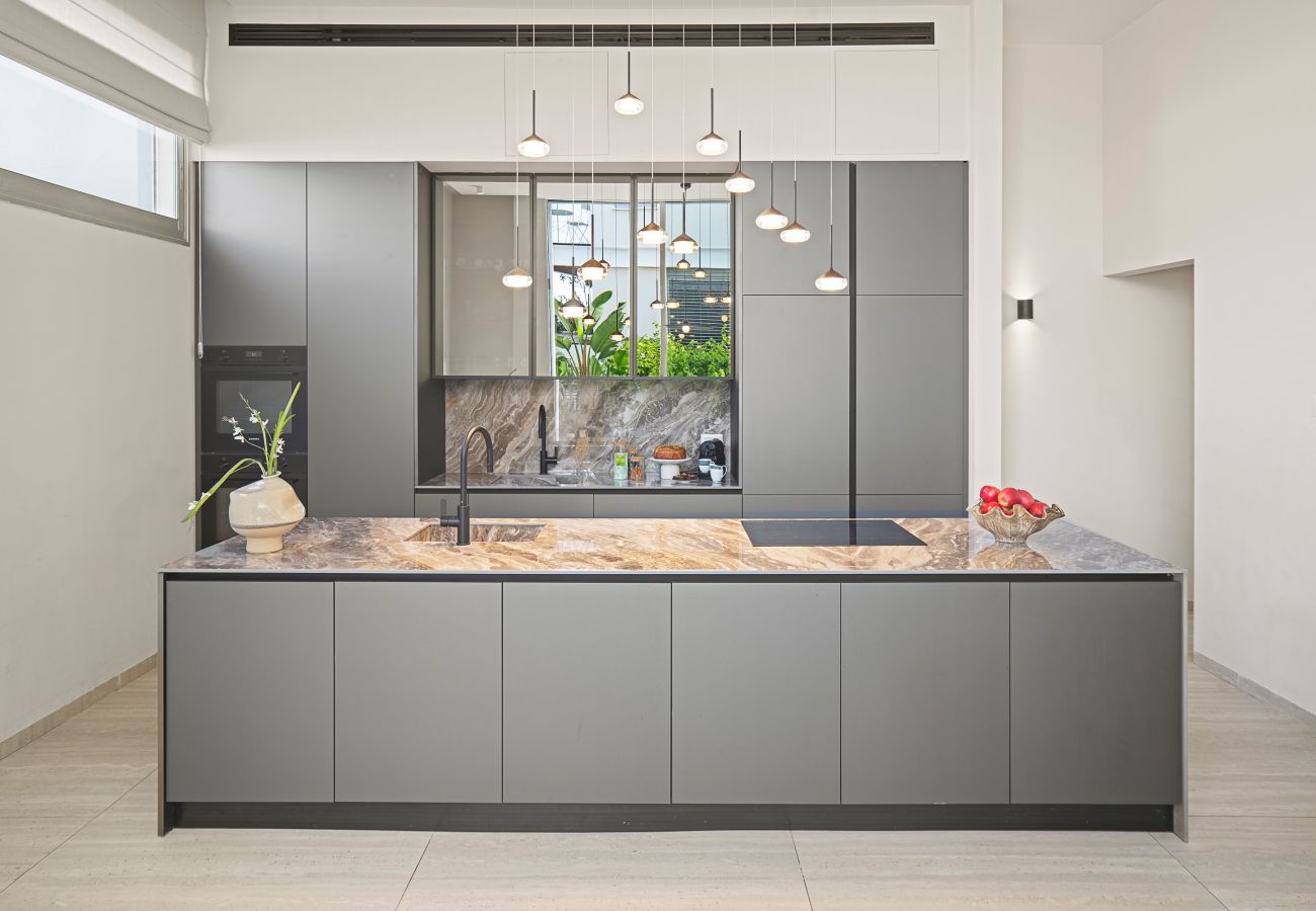 Villa in Herzliya - MAMAD Luxury New Villa with Heated Private Pool by FeelHome