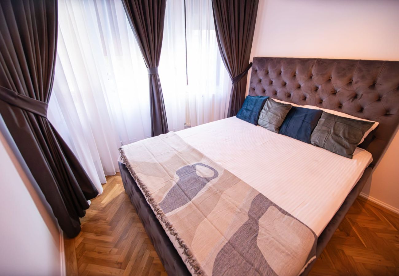 Apartment in Bucharest - ECHO Spacious Two