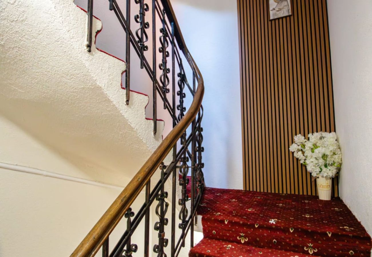 Apartment in Bucharest - ECHO Spacious Two
