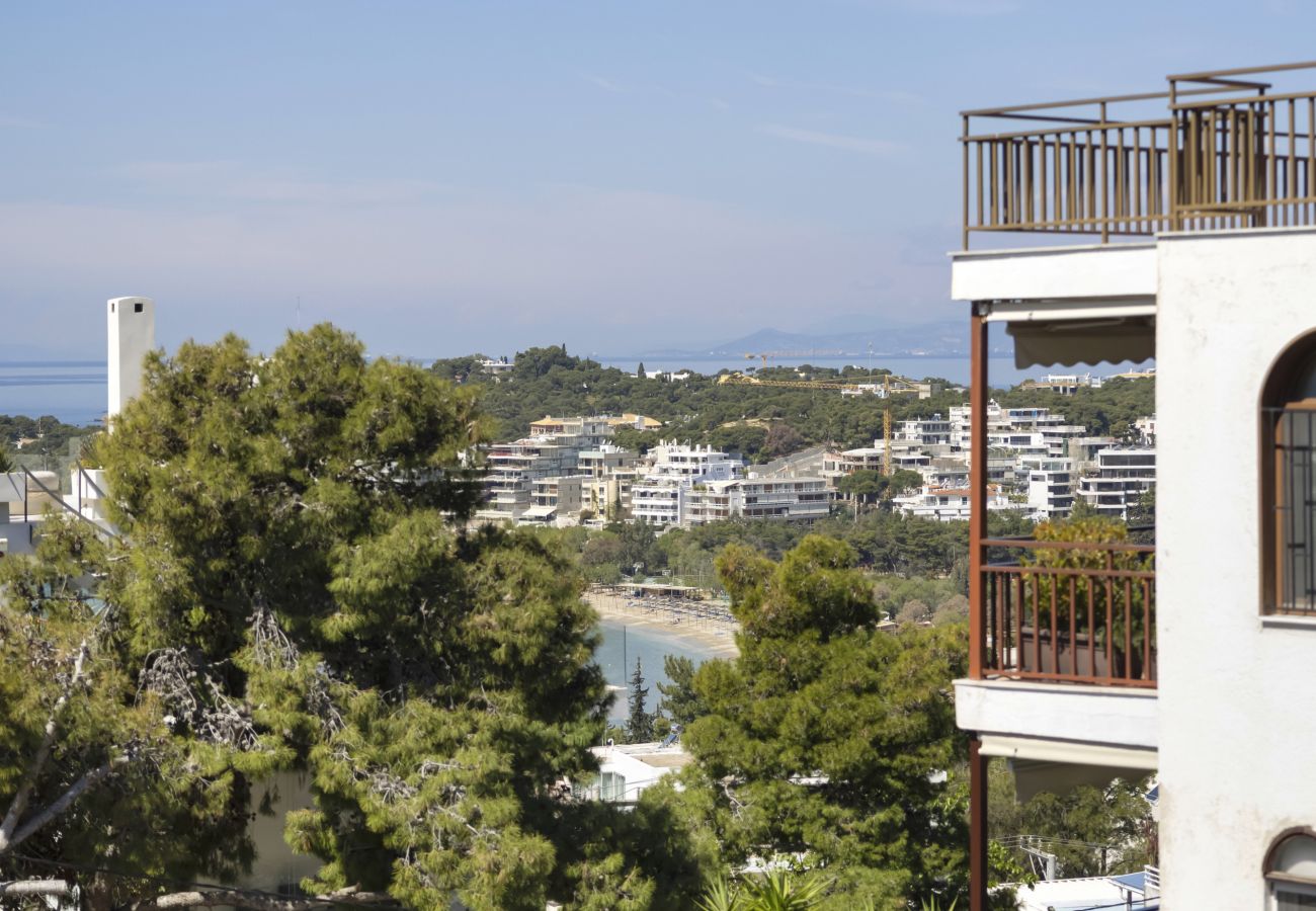 Apartment in Vouliagmeni - Elegant Sea-View Apartment