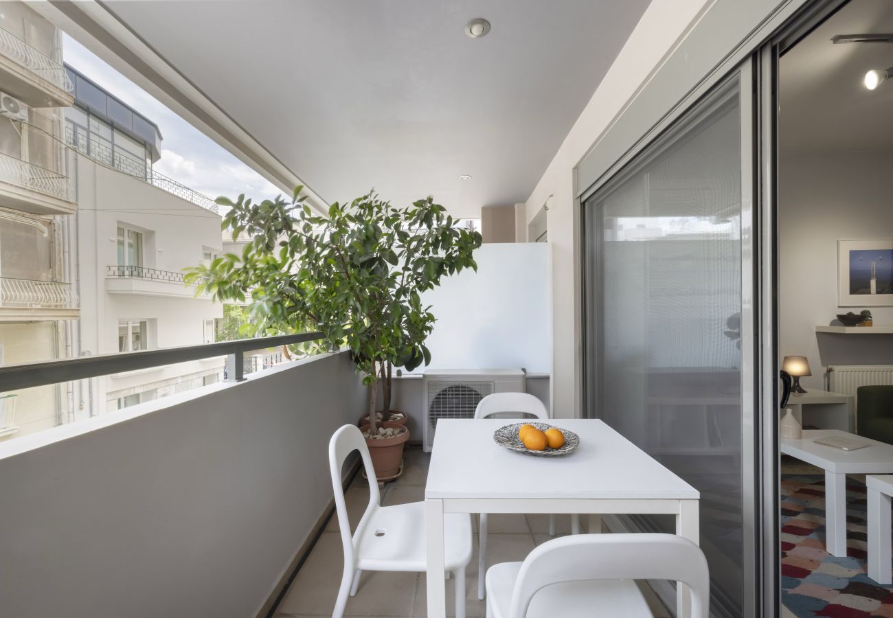 Apartment in Athens - Elegant Design Stay in Koukaki