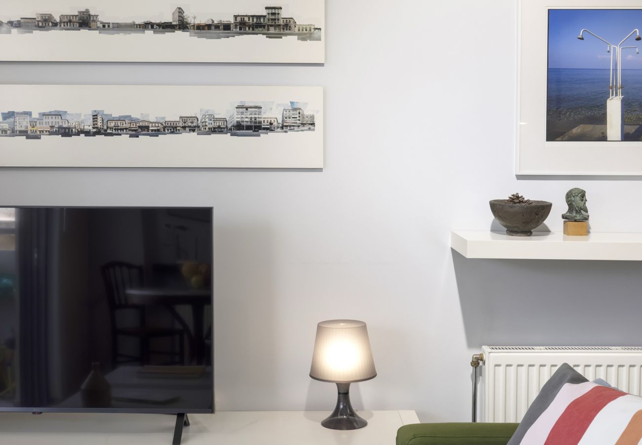 Apartment in Athens - Elegant Design Stay in Koukaki