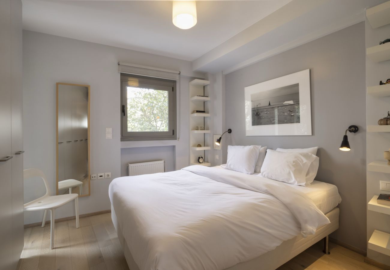 Apartment in Athens - Elegant Design Stay in Koukaki