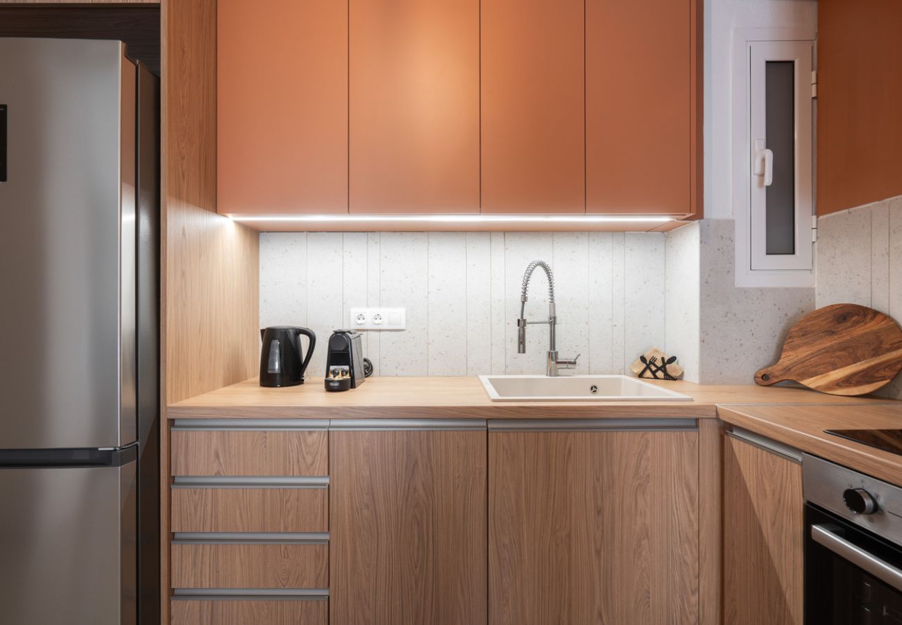 Apartment in Athens - Pirronos 9-11