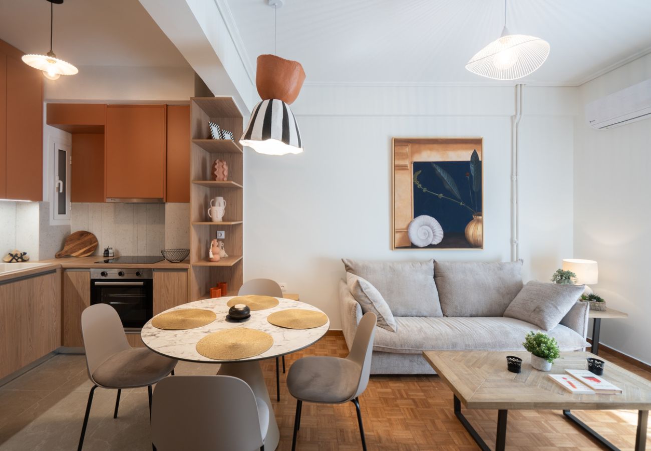 Apartment in Athens - Pirronos 9-11