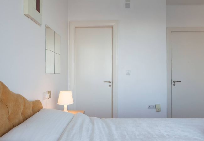 Apartment in Dublin - Grand Canal View Apartment in Dublin - Grand Canal View