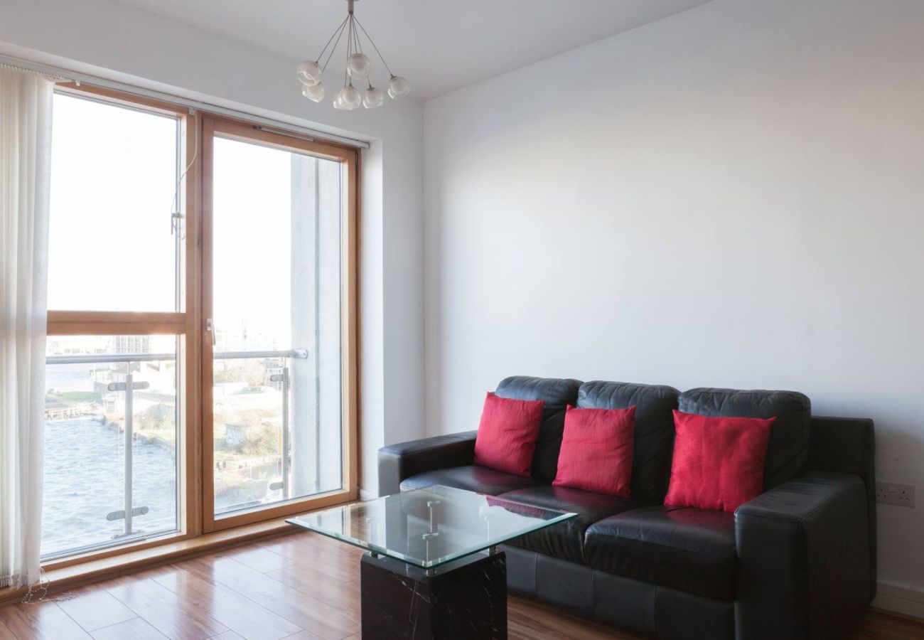 Apartment in Dublin - Grand Canal View