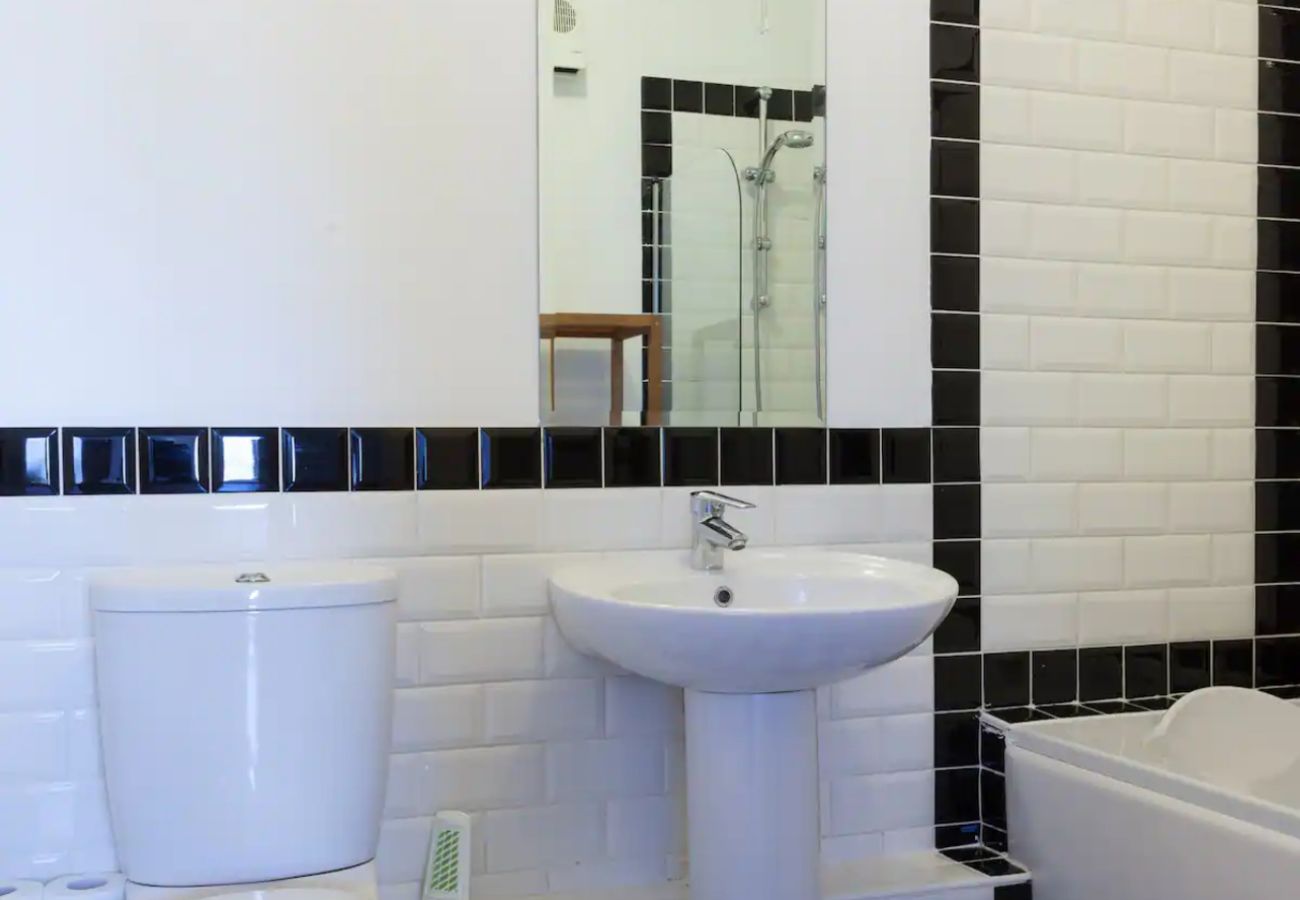 Apartment in Dublin - Grand Canal View