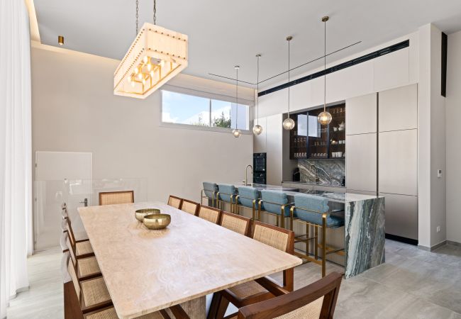 Villa in Herzliya - Luxury Brand New Villa with Pool by FeelHome Villa in Herzliya - Luxury Brand New Villa with Pool by FeelHome