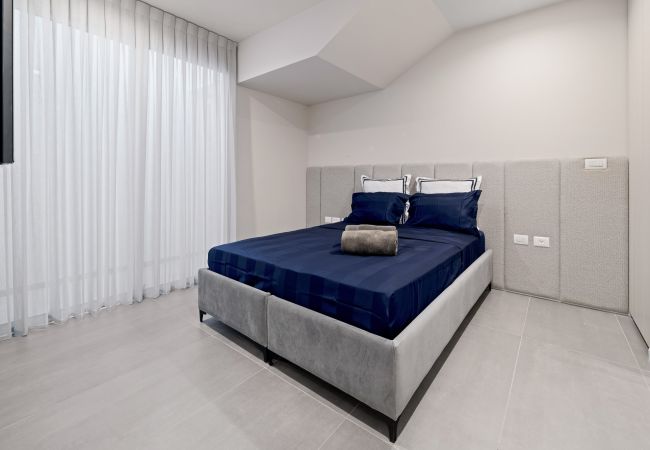 Villa in Herzliya - Luxury Brand New Villa with Pool by FeelHome Villa in Herzliya - Luxury Brand New Villa with Pool by FeelHome