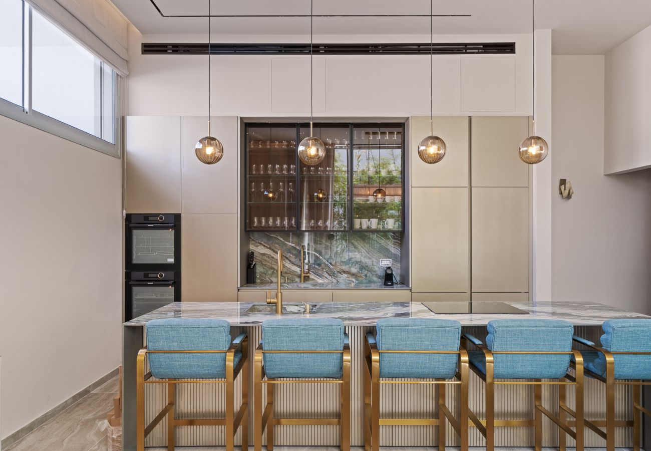 Villa in Herzliya - Luxury Brand New Villa with Pool by FeelHome