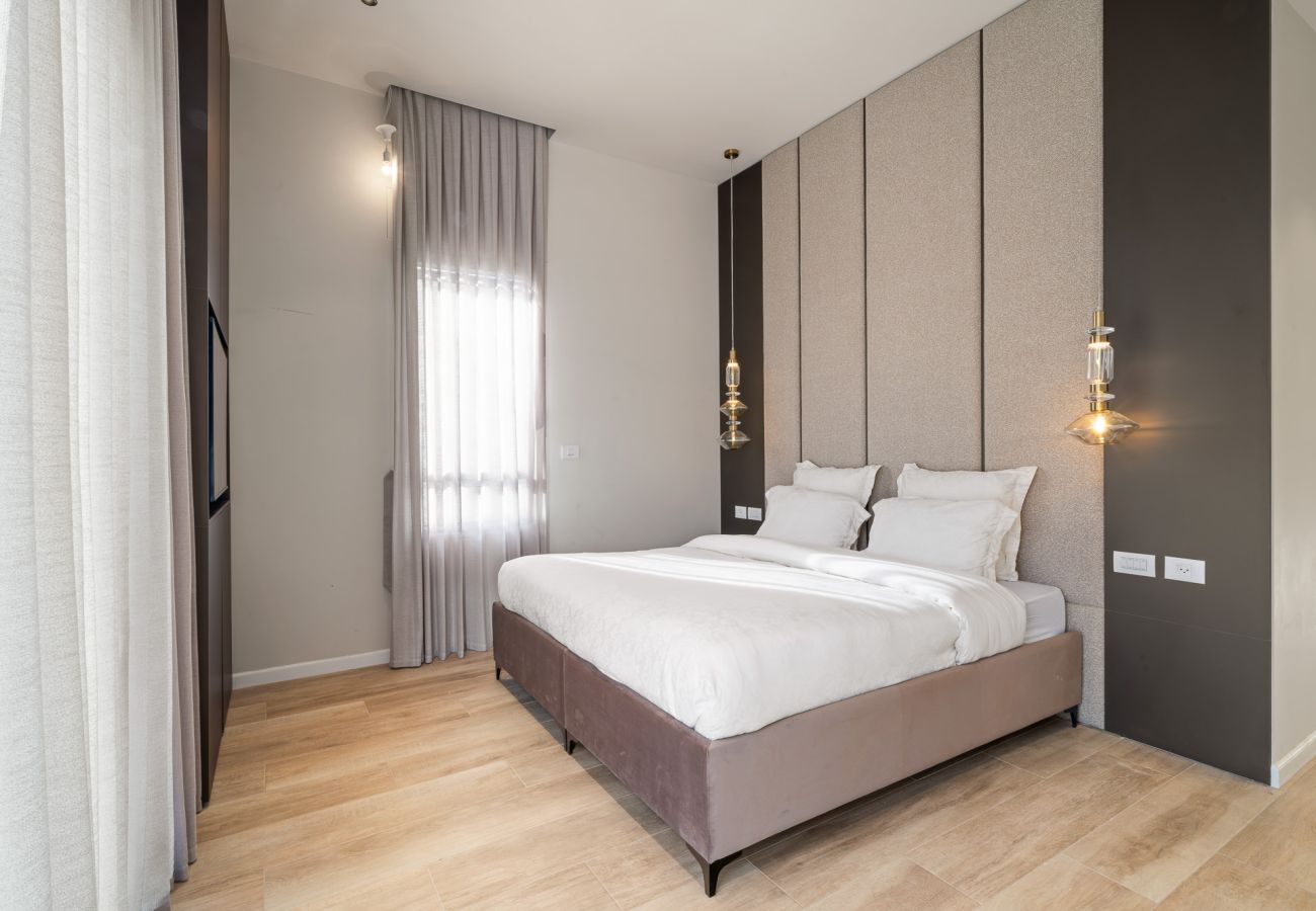 Villa in Herzliya - Luxury Brand New Villa with Pool by FeelHome