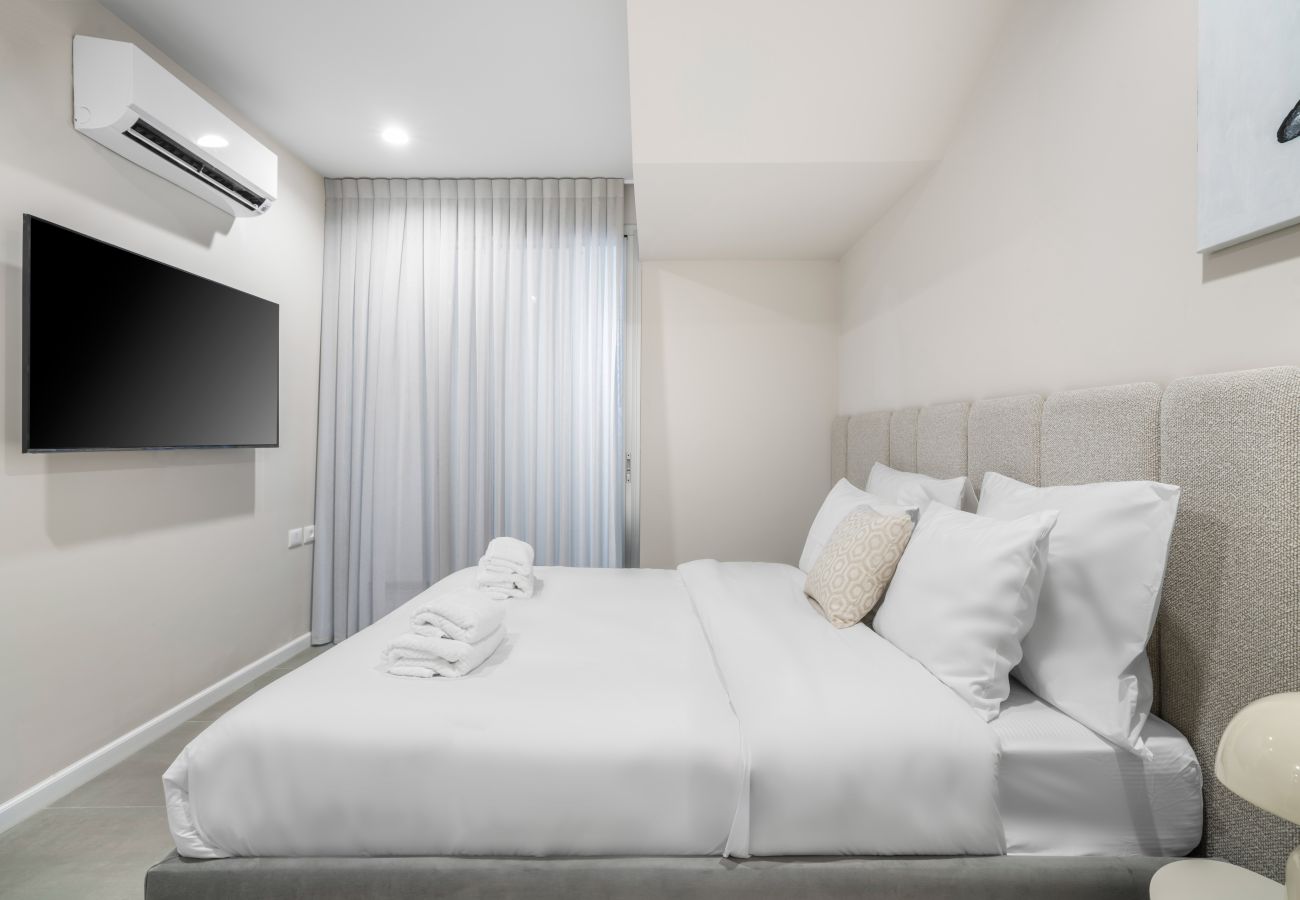 Villa in Herzliya - MAMAD Exclusive New Luxury Villa with Heated Pool by FeelHome