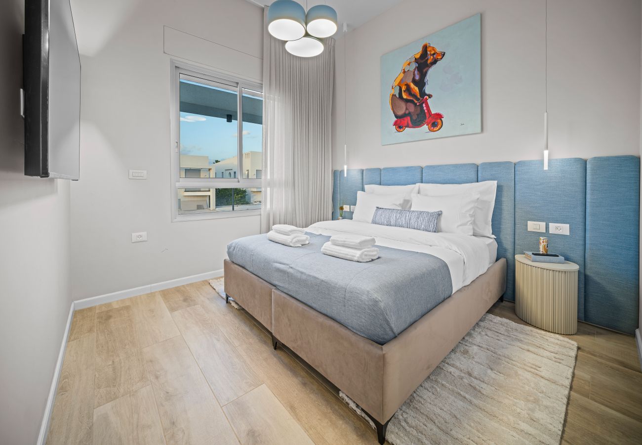 Villa in Herzliya - MAMAD Exclusive New Luxury Villa with Heated Pool by FeelHome