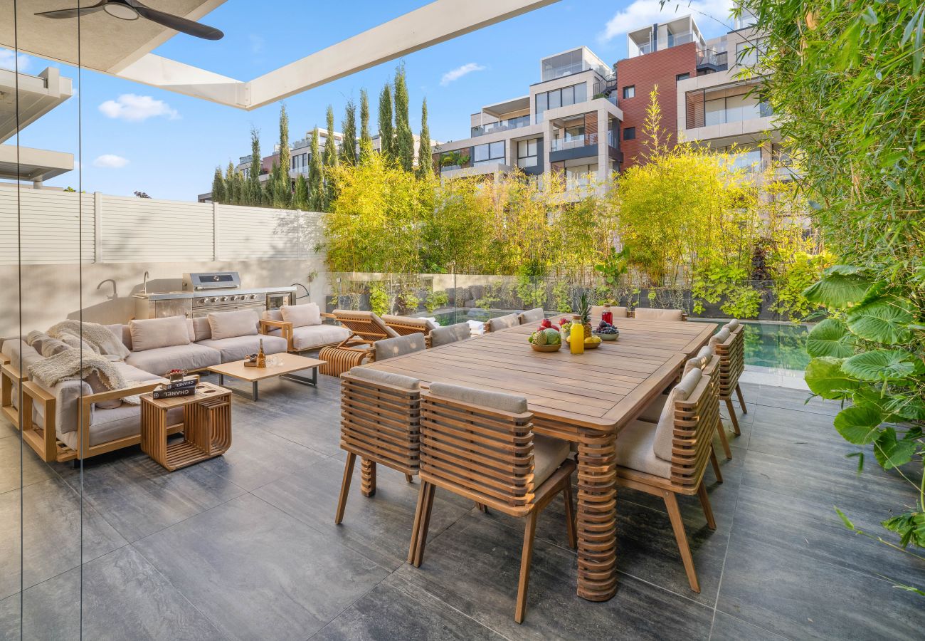 Villa in Herzliya - MAMAD Exclusive New Luxury Villa with Heated Pool by FeelHome