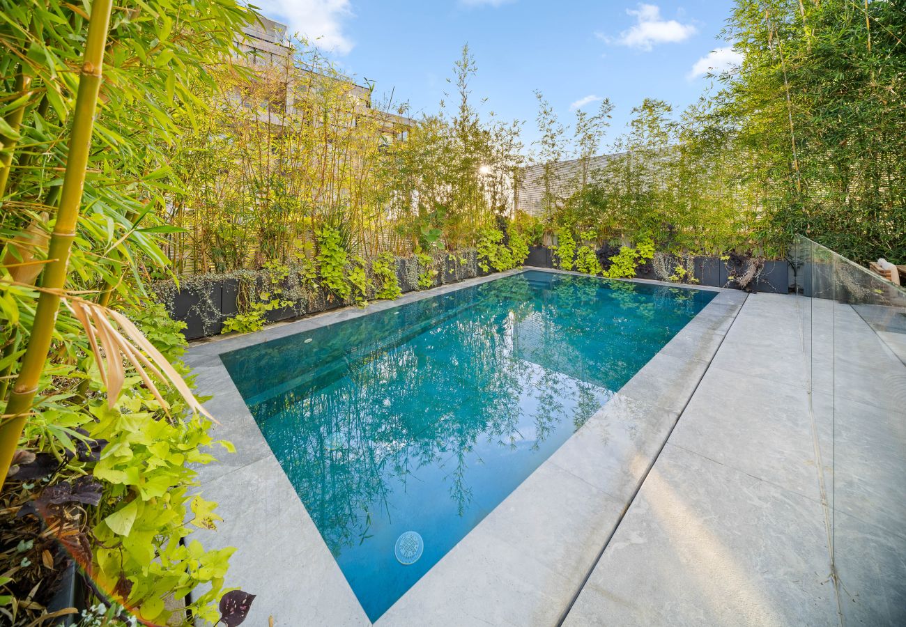 Villa in Herzliya - MAMAD Exclusive New Luxury Villa with Heated Pool by FeelHome