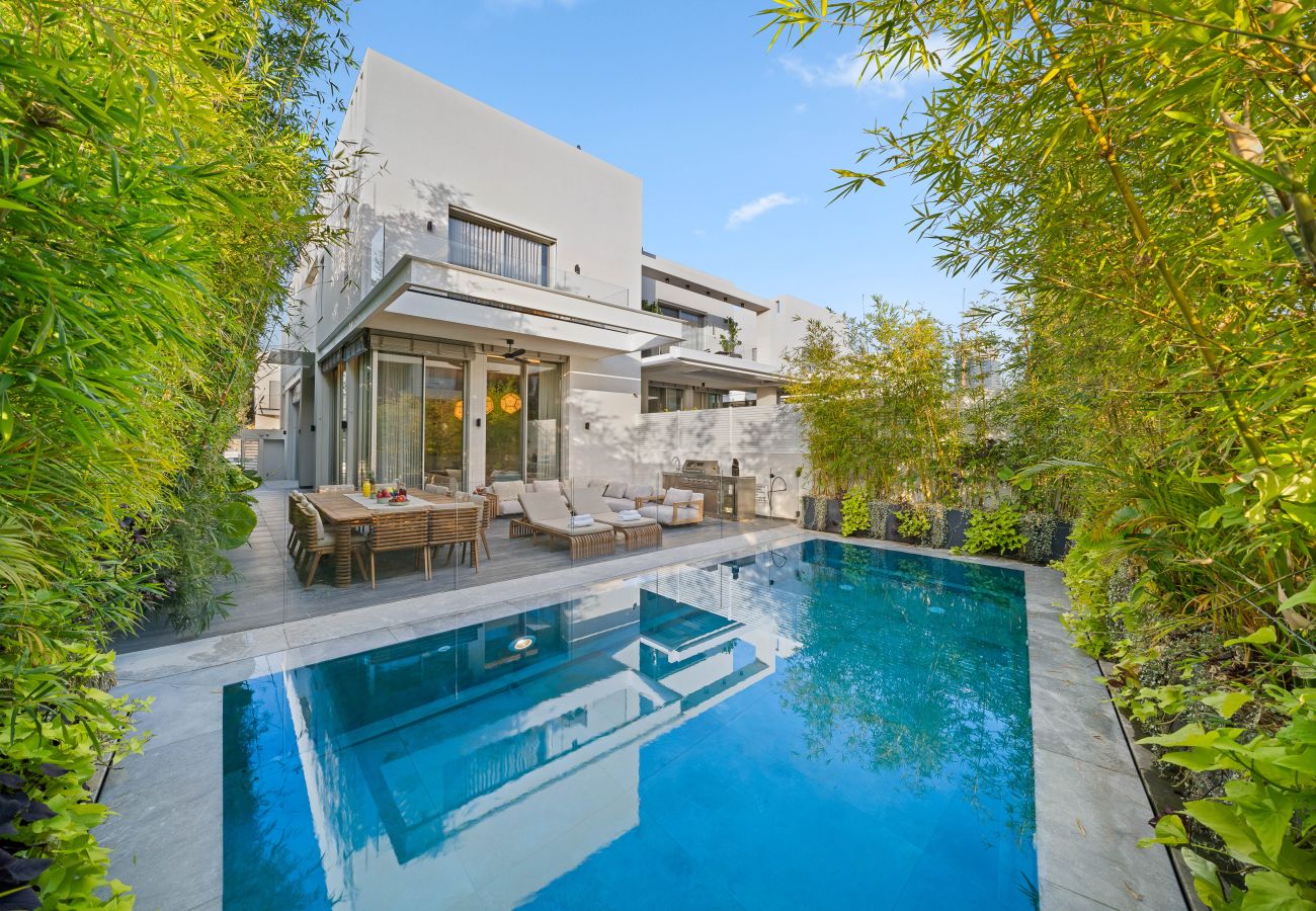 Villa in Herzliya - MAMAD Exclusive New Luxury Villa with Heated Pool by FeelHome