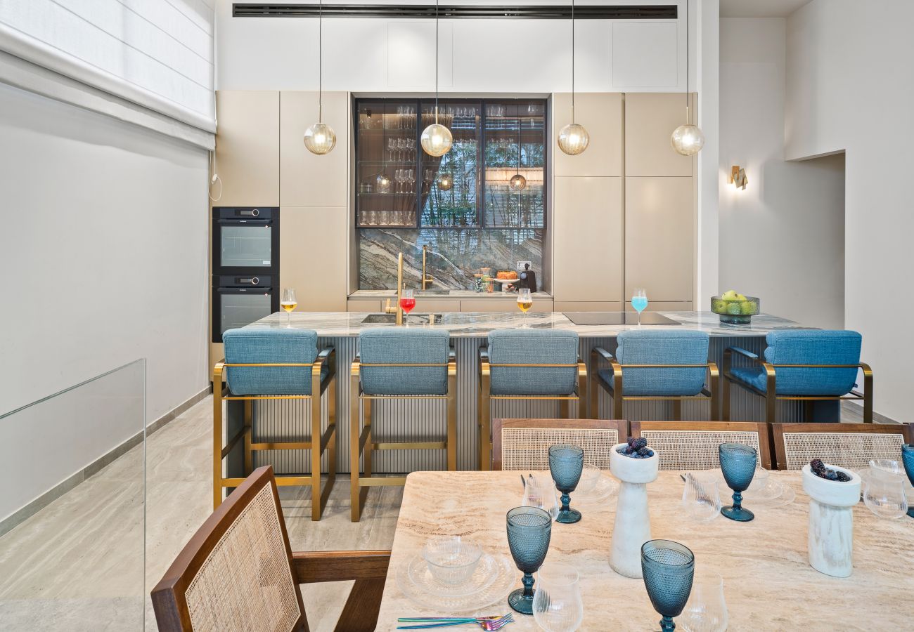 Villa in Herzliya - MAMAD Exclusive New Luxury Villa with Heated Pool by FeelHome