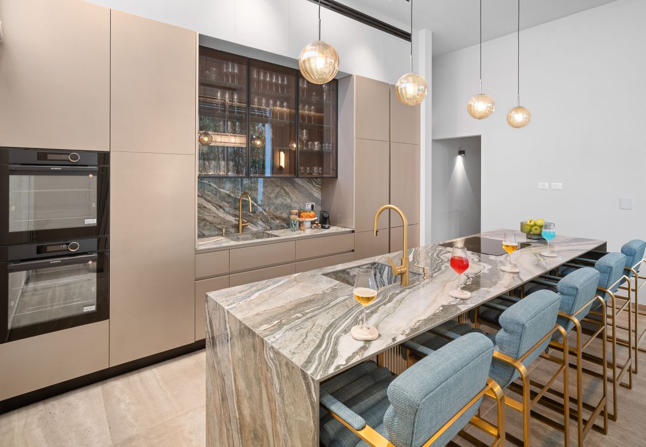 Villa in Herzliya - MAMAD Exclusive New Luxury Villa with Heated Pool by FeelHome