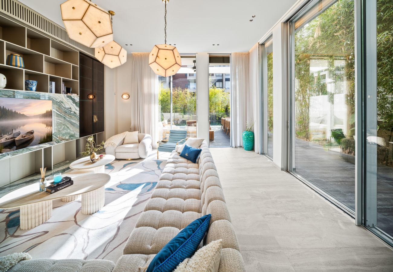 Villa in Herzliya - MAMAD Exclusive New Luxury Villa with Heated Pool by FeelHome