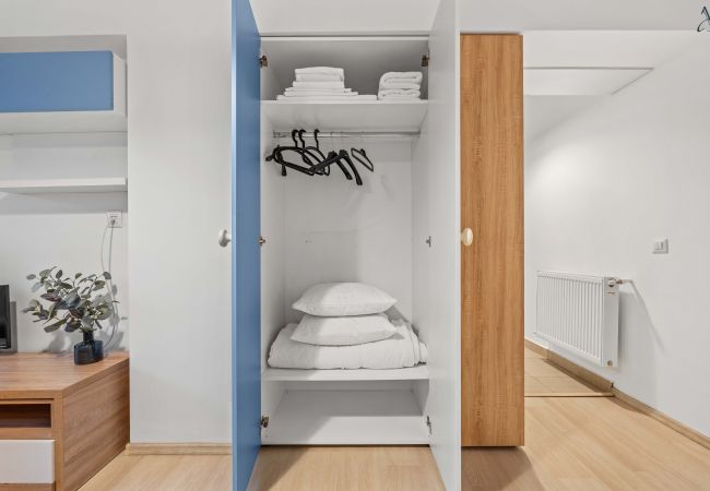 Studio in Bucharest - Comfy Studio near Gara de Nord | Sofa Bed & Kitchen Studio in Bucharest - Comfy Studio near Gara de Nord | Sofa Bed & Kitchen