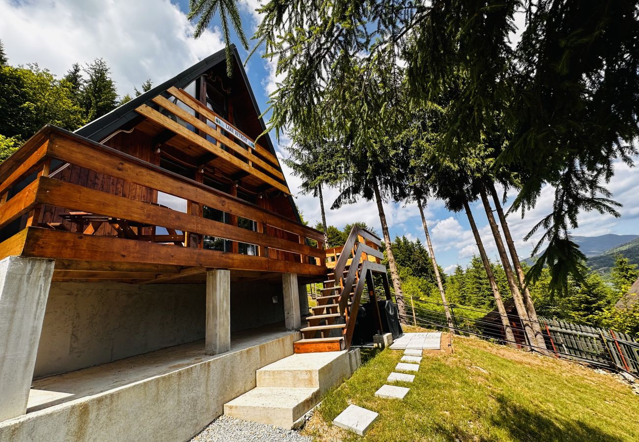Chalet in Colibita - Lake Retreat Colibita