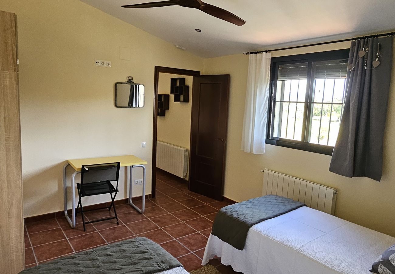 Cottage in Badajoz - Finca El Alamo
